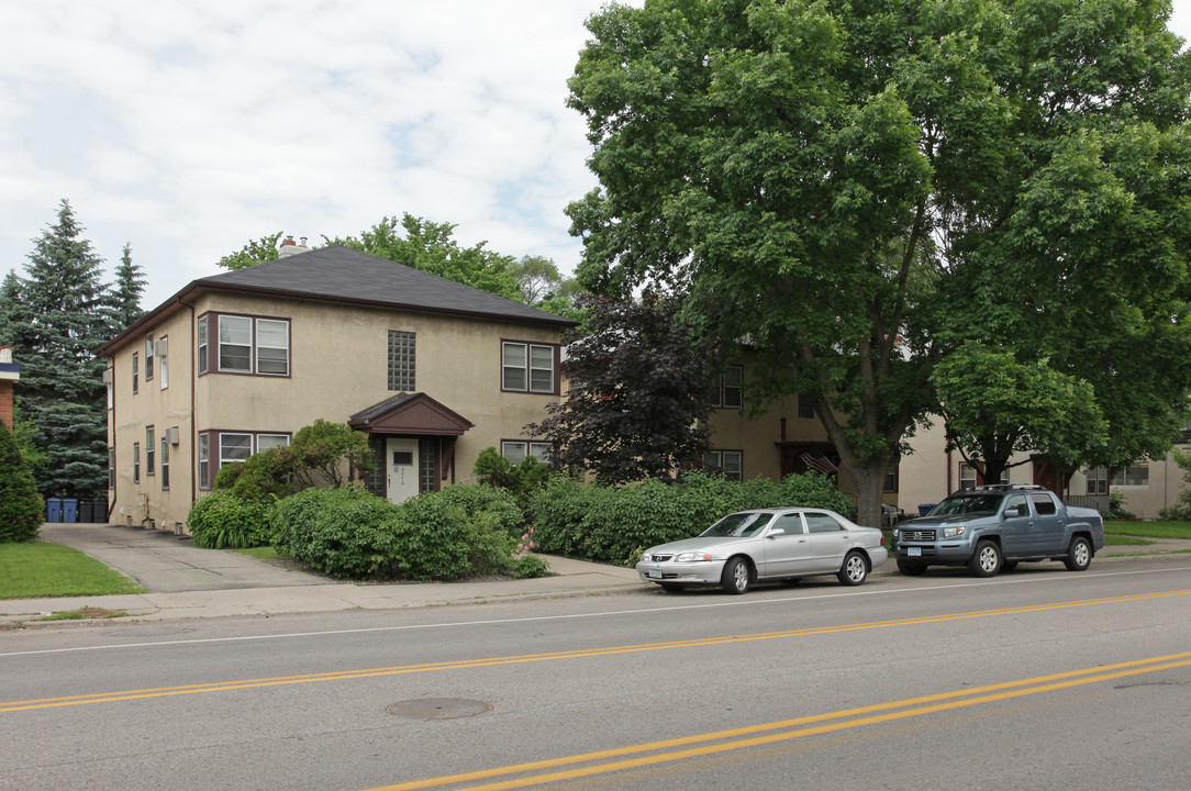 5508-5516 Nicollet Ave in Minneapolis, MN - Building Photo