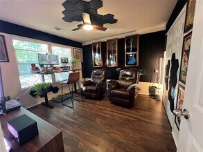 12946 Adela Dr in Frisco, TX - Foto de edificio - Building Photo