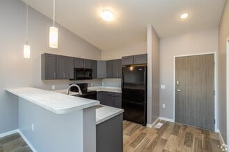 Jefferson Heights Apartments, LLC in Sioux Falls, SD - Foto de edificio - Building Photo