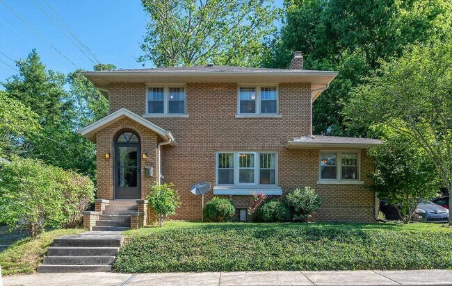 209 E Wylie St in Bloomington, IN - Building Photo - Building Photo