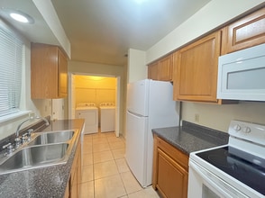 2268 Continental Ave in Tallahassee, FL - Building Photo - Building Photo