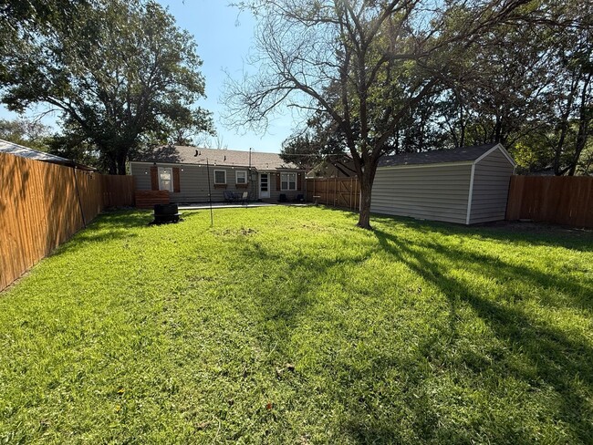 2608 32nd St in Lubbock, TX - Building Photo - Building Photo