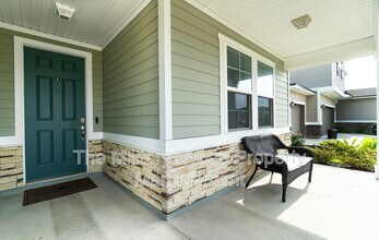 1837 Amberly Dr in Middleburg, FL - Building Photo - Building Photo