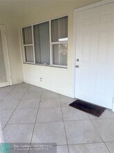 300 Layne Blvd in Hallandale Beach, FL - Building Photo - Building Photo