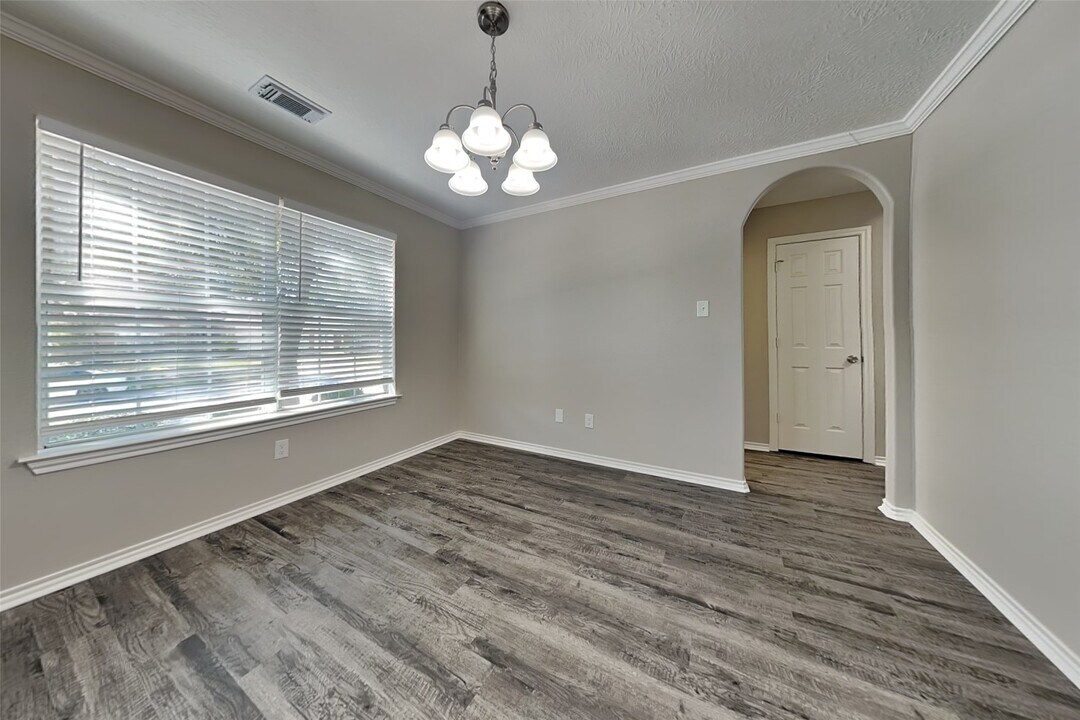 18542 Blanca Springs Court in Humble, TX - Building Photo