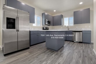 7091 14th Ave in Sacramento, CA - Building Photo - Building Photo