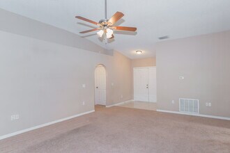 12538 Bent Bay Trail in Jacksonville, FL - Building Photo - Building Photo