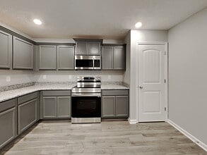 4015 Utica St in Smyrna, TN - Building Photo - Building Photo