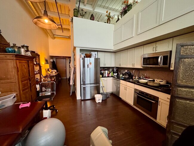 1 Aberdeen Way in Cambridge, MA - Building Photo - Building Photo