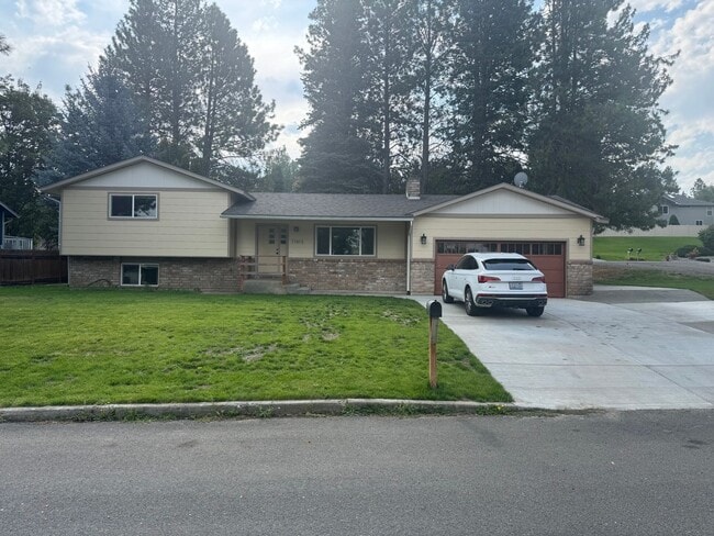 property at 11813 S Player Dr