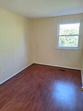 719 Red Lion Rd in Philadelphia, PA - Building Photo - Building Photo