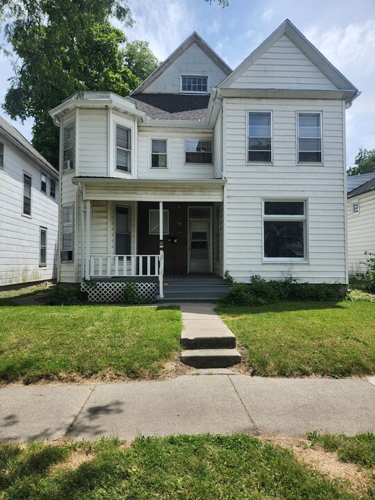 1633 W Main St in Fort Wayne, IN - Building Photo