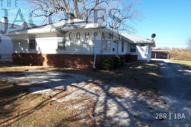 1607 E Commercial St in Springfield, MO - Building Photo - Building Photo