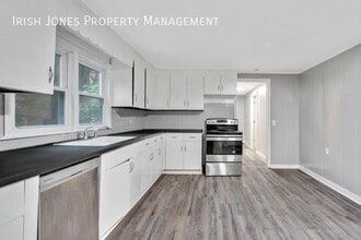 13 South St in Lockport, NY - Building Photo - Building Photo