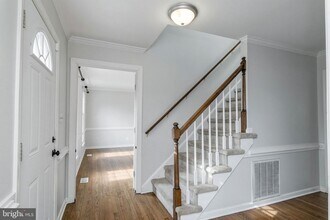 2009 White Lake Dr in Fredericksburg, VA - Building Photo - Building Photo