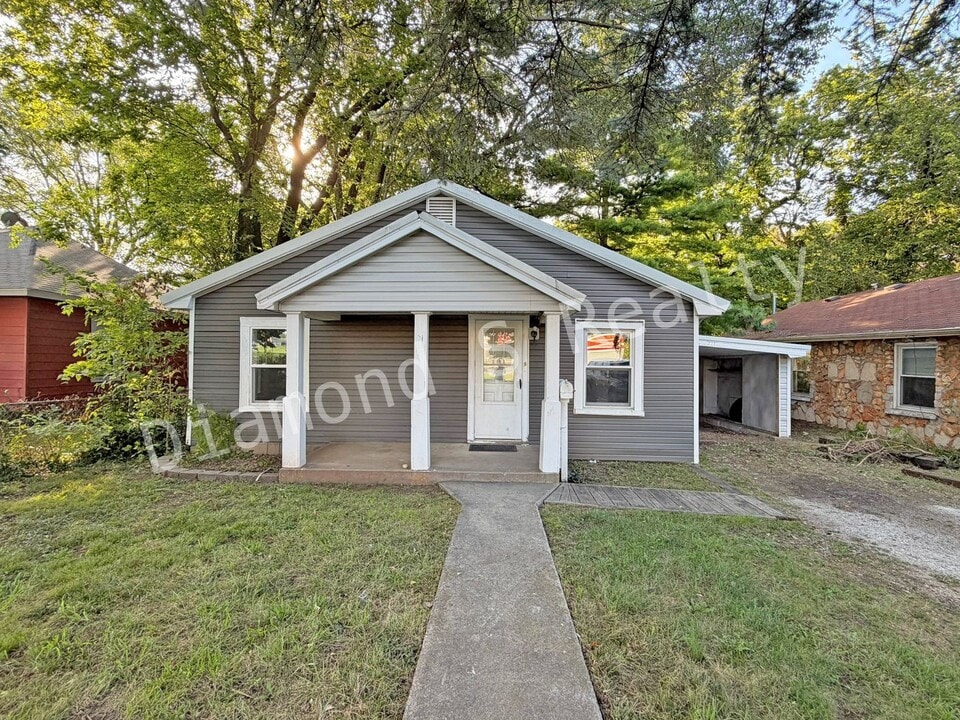 711 N Fremont Ave in Springfield, MO - Building Photo