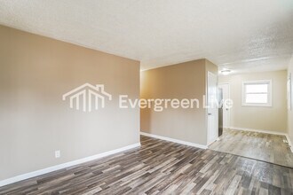 4025 Nebraska Ave in Omaha, NE - Building Photo - Building Photo