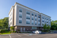 The Green at Garvies Point in Glen Cove, NY - Foto de edificio - Building Photo