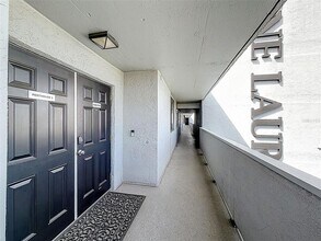 201 W Laurel St in Tampa, FL - Building Photo - Building Photo