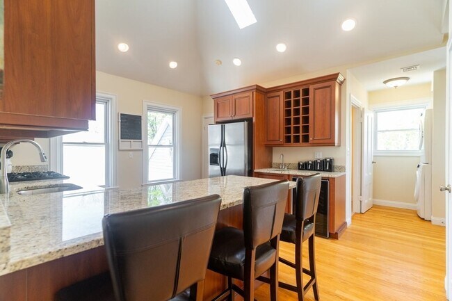 5 Greenley Pl, Unit 3 in Boston, MA - Building Photo - Building Photo