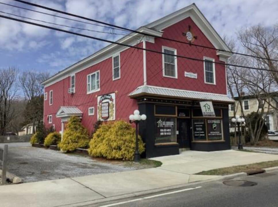 2256 NJ-50, Unit Apartment A in Woodbine, NJ - Foto de edificio