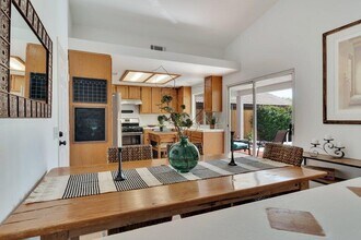 52030 Avenida Madero in La Quinta, CA - Building Photo - Building Photo