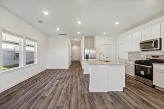 3926 Glory Grn Dr in Brookshire, TX - Building Photo - Building Photo