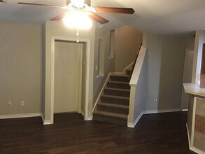 2218 Shady Pine Dr in Conroe, TX - Building Photo - Building Photo