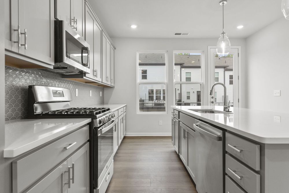 1408 Blanche St in Charlotte, NC - Building Photo