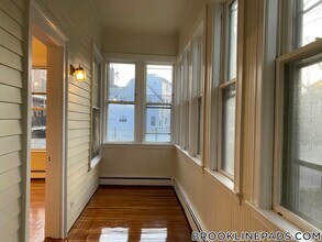 38 Babcock St in Brookline, MA - Building Photo - Building Photo