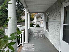 50 Westbury Park Rd in Watertown, CT - Building Photo - Building Photo