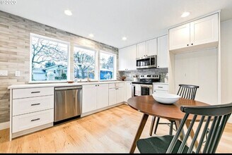 617 N Lombard St in Portland, OR - Building Photo - Building Photo