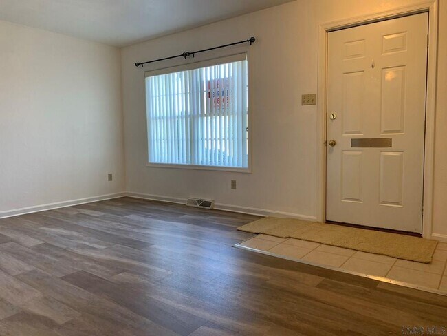 555 Edward St in Johnstown, PA - Building Photo - Building Photo