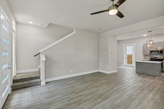 226 Rainbow Dr in San Antonio, TX - Building Photo - Building Photo