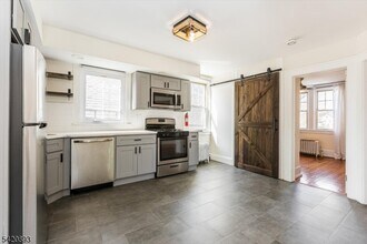 43 Pleasant Way in Montclair, NJ - Building Photo - Building Photo