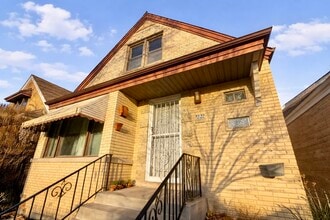 7127 S Ridgeway Ave in Chicago, IL - Building Photo - Building Photo