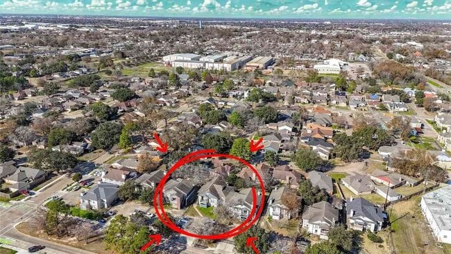 property at 6118 W Mt Houston Rd