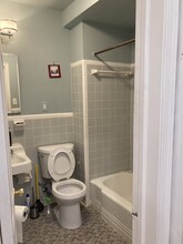621 South Carolina Ave SE, Unit A in Washington, DC - Building Photo - Building Photo