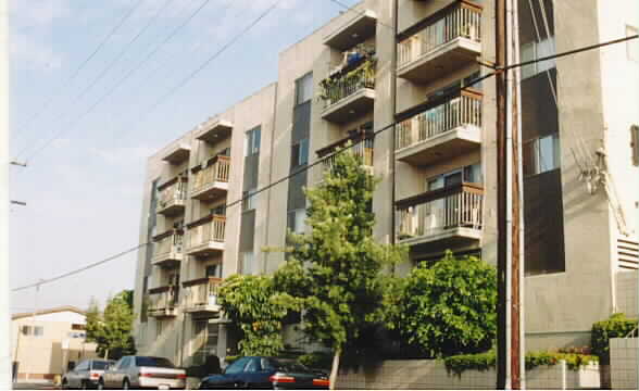 939 W College St in Los Angeles, CA - Building Photo - Building Photo