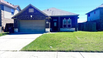 7022 Boardwalk Ave in Corpus Christi, TX - Building Photo