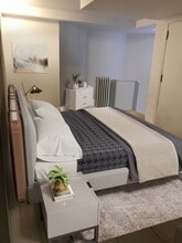 30 Rowanwood Av in Toronto, ON - Building Photo - Building Photo