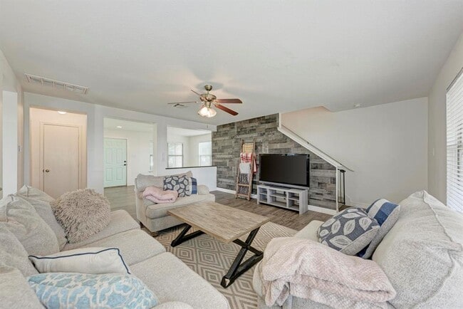 103 Salerno Dr in San Marcos, TX - Building Photo - Building Photo