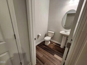 Room in Townhome on Hemlock Cone Wy in Morrisville, NC - Building Photo - Building Photo