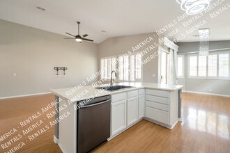 1674 E Washington Ct in Gilbert, AZ - Building Photo - Building Photo