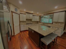 13003 Roosevelt Rd in Snohomish, WA - Building Photo