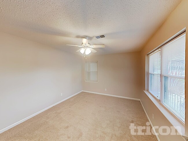 101 Netherland Dr in Irmo, SC - Foto de edificio - Building Photo