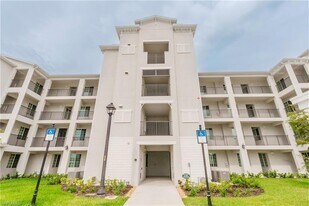 20910 Copperhead Dr, Unit 431 in Lehigh Acres, FL - Building Photo
