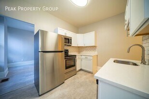 952 Delaware Ave in Columbus, OH - Building Photo