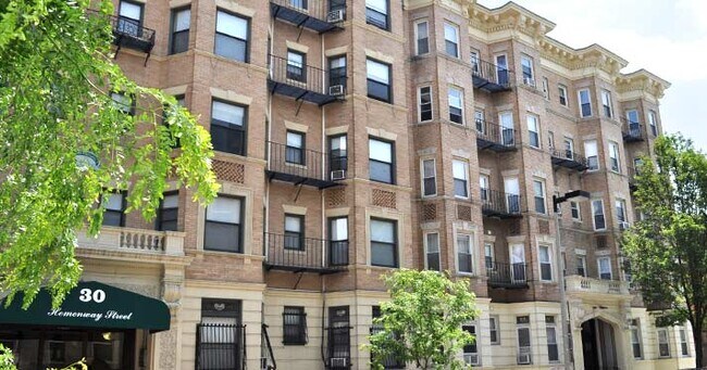 51 Hemenway St, Unit 22