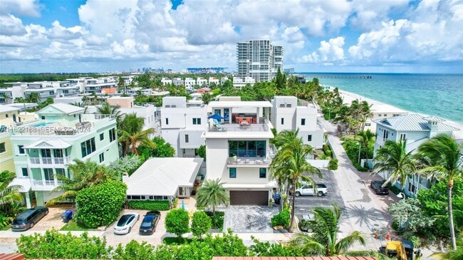 property at 305 Oak St